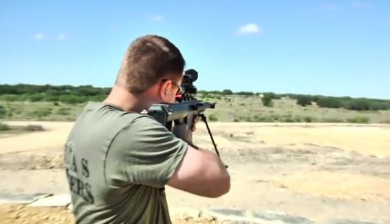 Former Army Ranger nails 1,000 yard target off-hand.